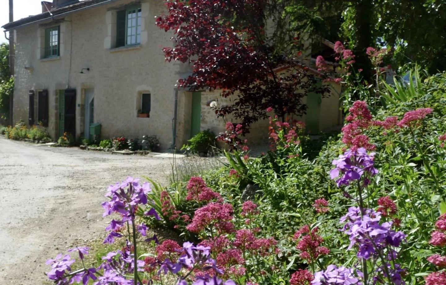 Bois Mort Farm Vila Gourgé Exterior foto
